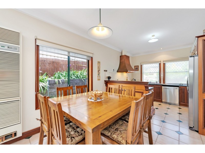 1 Horseshoe Drive, Woodcroft SA 5162