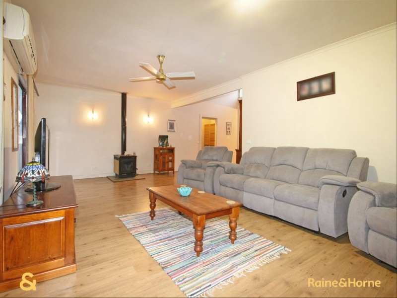 17 Selway Terrace, O’sullivan Beach SA 5166