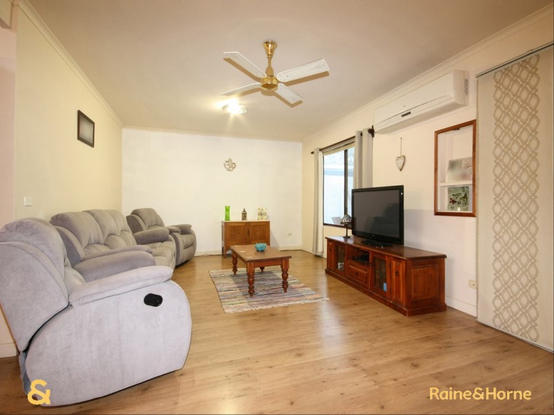 17 Selway Terrace, O’sullivan Beach SA 5166