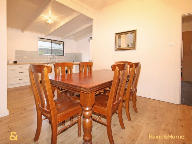 17 Selway Terrace, O’sullivan Beach SA 5166