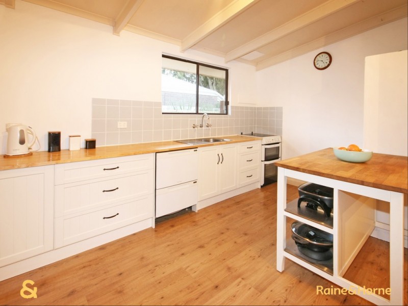 17 Selway Terrace, O’sullivan Beach SA 5166