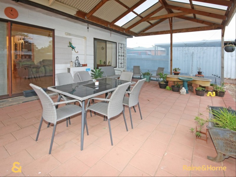 17 Selway Terrace, O’sullivan Beach SA 5166