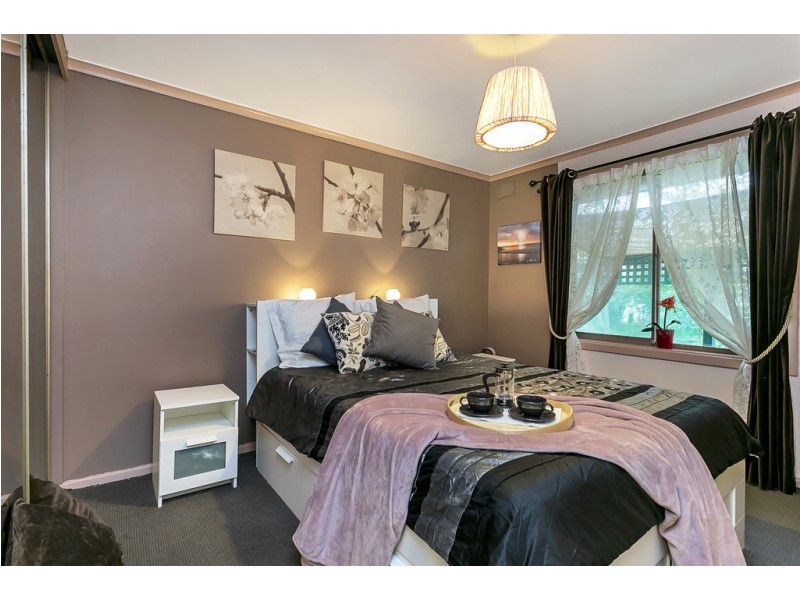 5 Ansbert Street, Christie Downs SA 5164