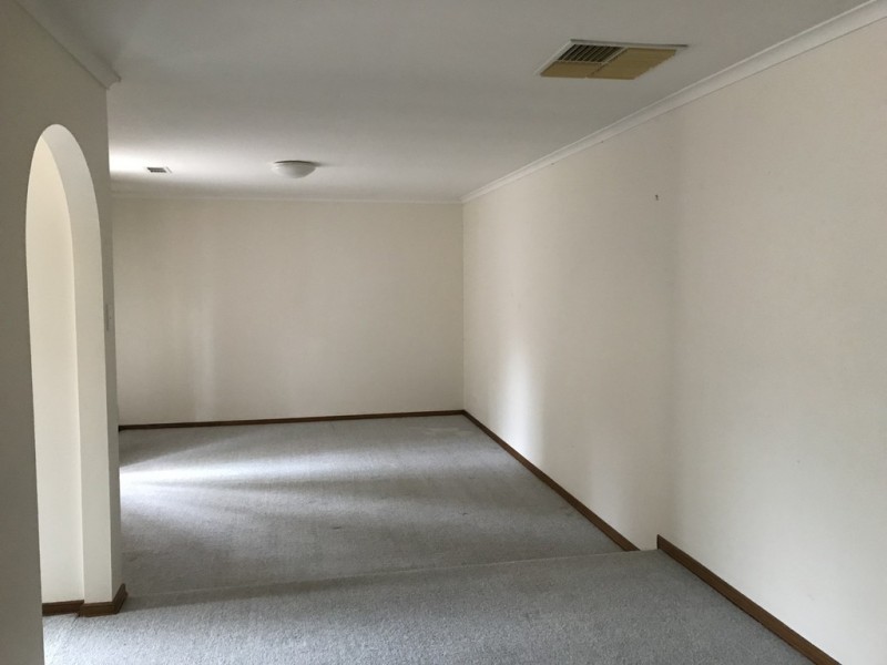 3 Dorset Cresent, Happy Valley SA 5159