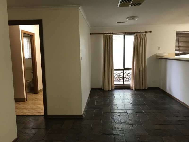 3 Dorset Cresent, Happy Valley SA 5159