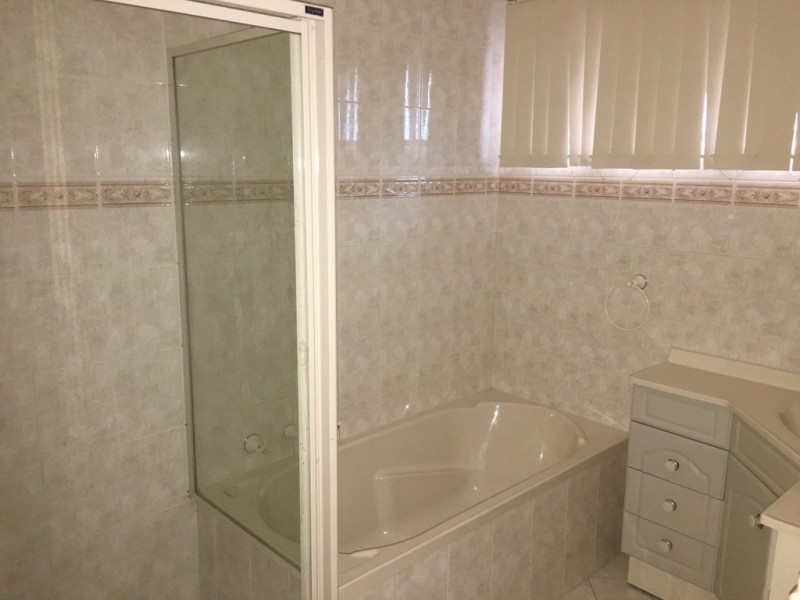 5 Madeira Drive, Morphett Vale SA 5162