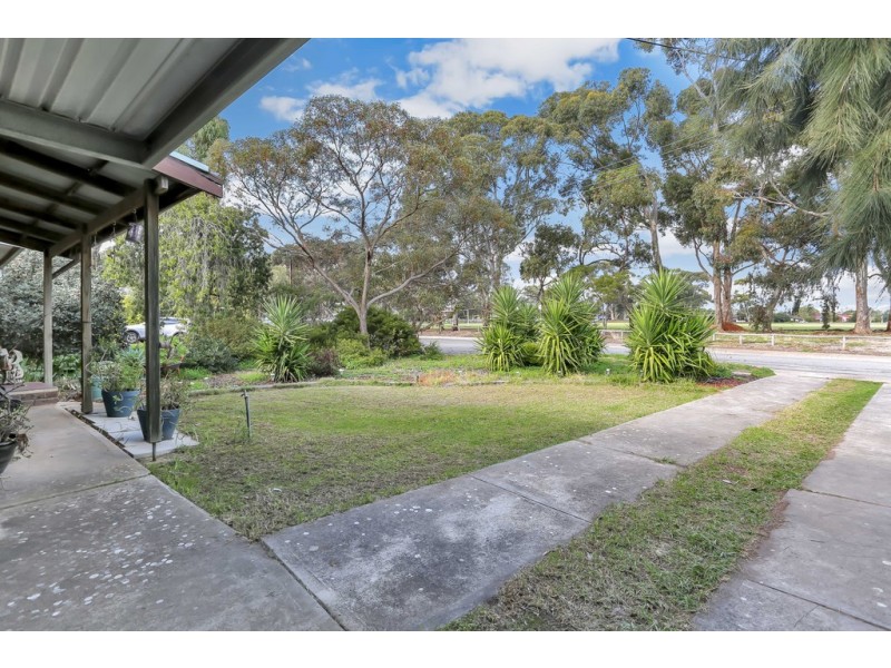 33 McCartney Street, Morphett Vale SA 5162