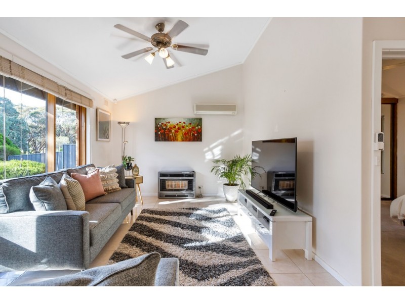 24 Leonard Road, Morphett Vale SA 5162