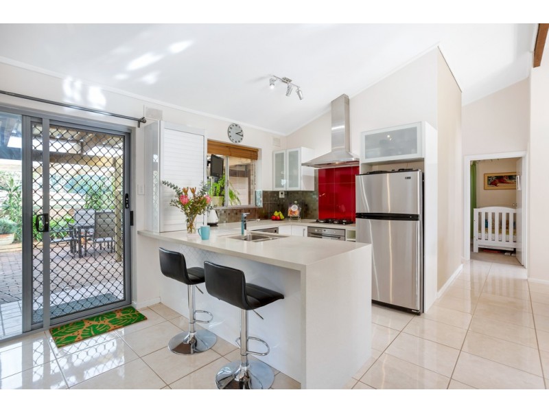 24 Leonard Road, Morphett Vale SA 5162
