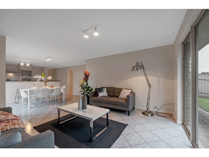 73 Pegasus Drive, Woodcroft SA 5162