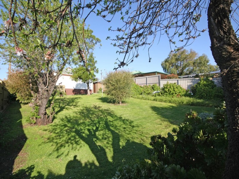 8 Olive Street, Old Reynella SA 5161