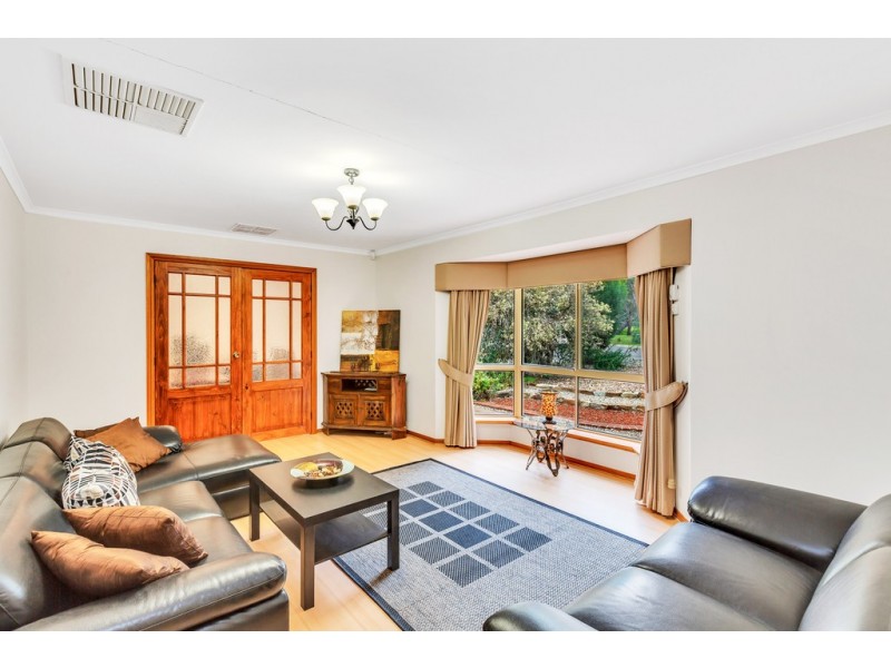4 Montrose Court, Onkaparinga Hills SA 5163