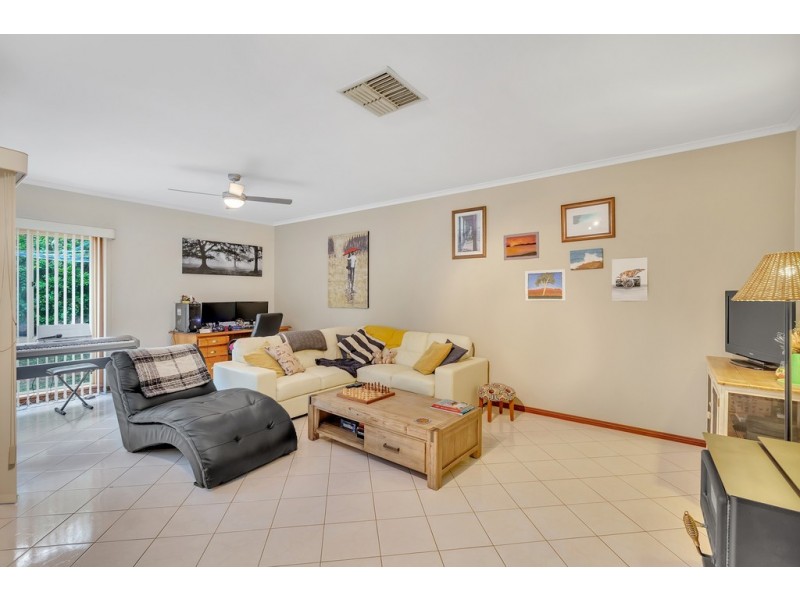 10 Houndsgate Court, Onkaparinga Hills SA 5163