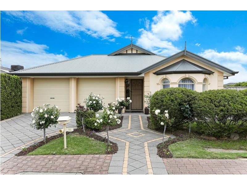 15 Mundulla Avenue (Kings Green Estate), Woodcroft SA 5162
