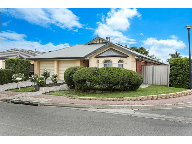 15 Mundulla Avenue (Kings Green Estate), Woodcroft SA 5162