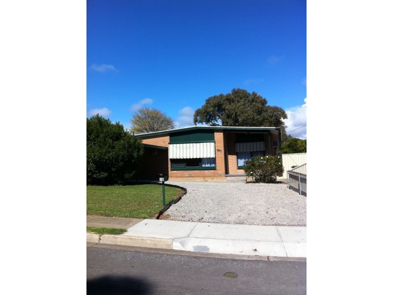 16 Yangara Road, O’sullivan Beach SA 5166