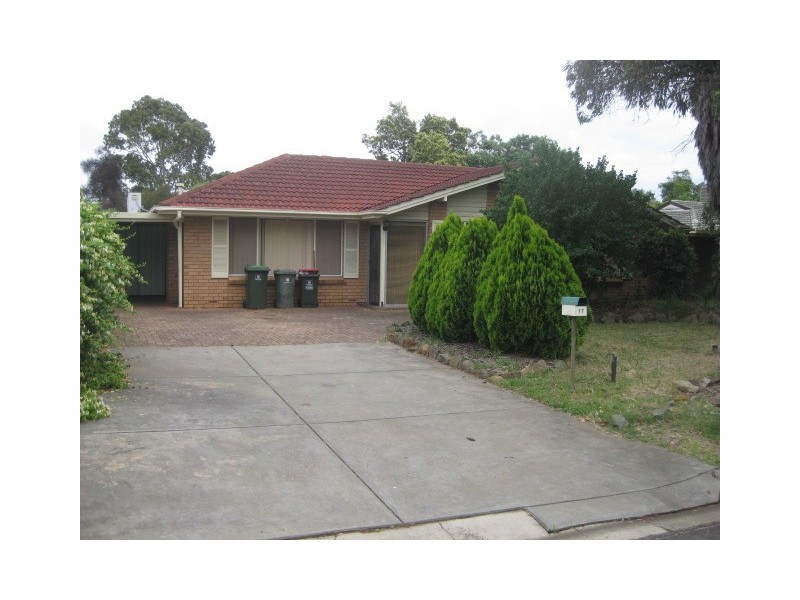 17 Freeman Avenue, Morphett Vale SA 5162