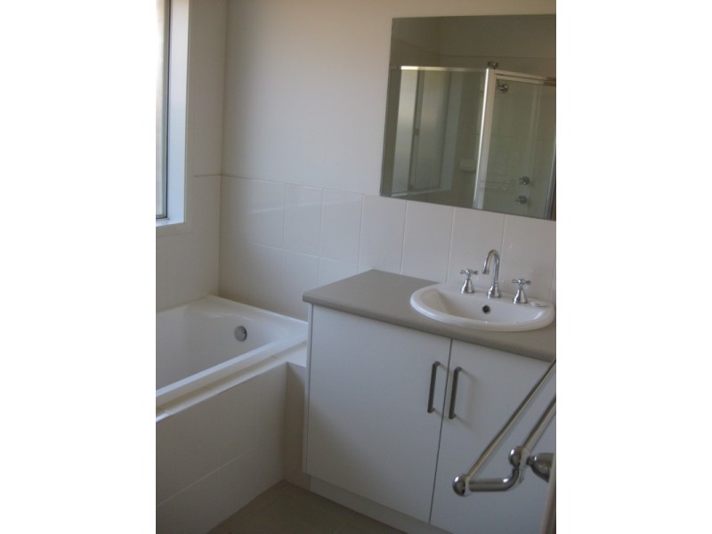 10 Deck Avenue, Seaford Meadows SA 5169