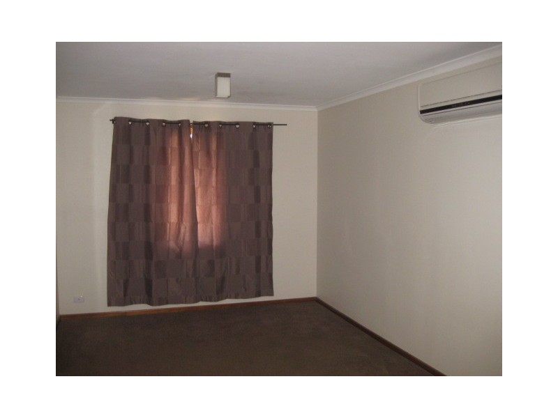 90 Elizabeth Road, Christie Downs SA 5164