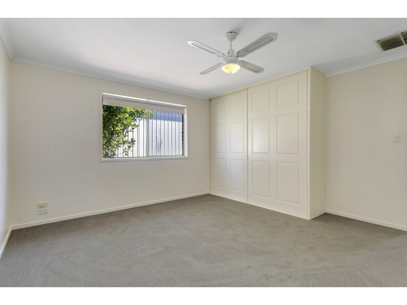 34 Shillabeer Crescent, Woodcroft SA 5162