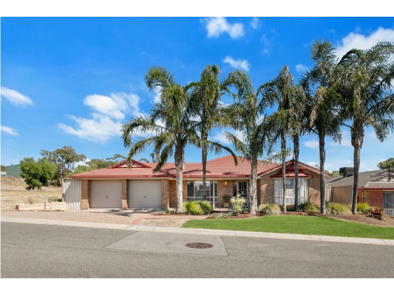 34 Shillabeer Crescent, Woodcroft SA 5162