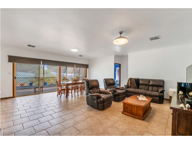 11 Heylen Court, Hackham SA 5163