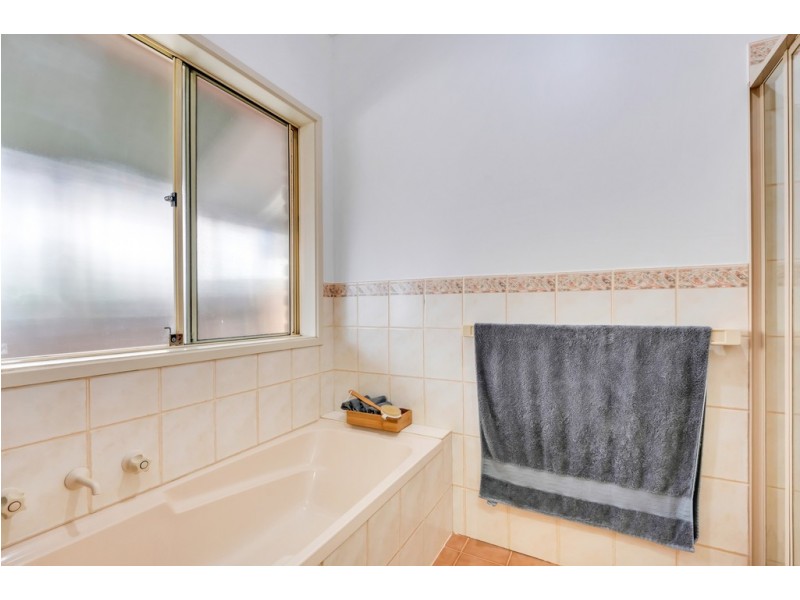 11 Heylen Court, Hackham SA 5163
