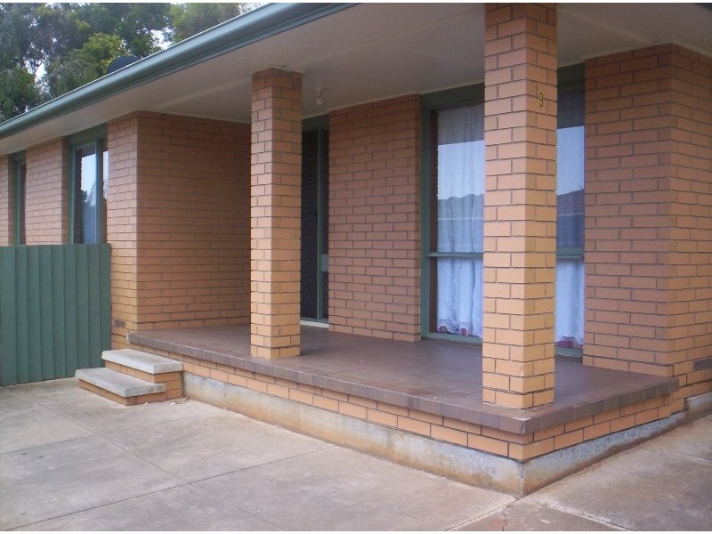 9 Vilna Crescent, Hackham West SA 5163