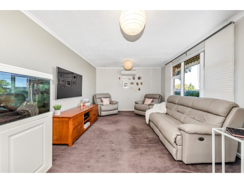 8 Pinchbeck Street, Morphett Vale SA 5162