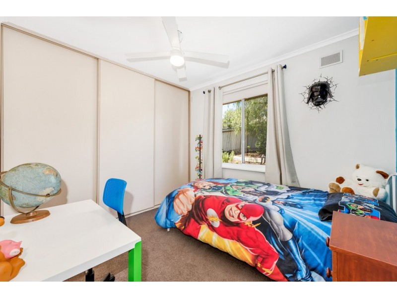 8 Pinchbeck Street, Morphett Vale SA 5162