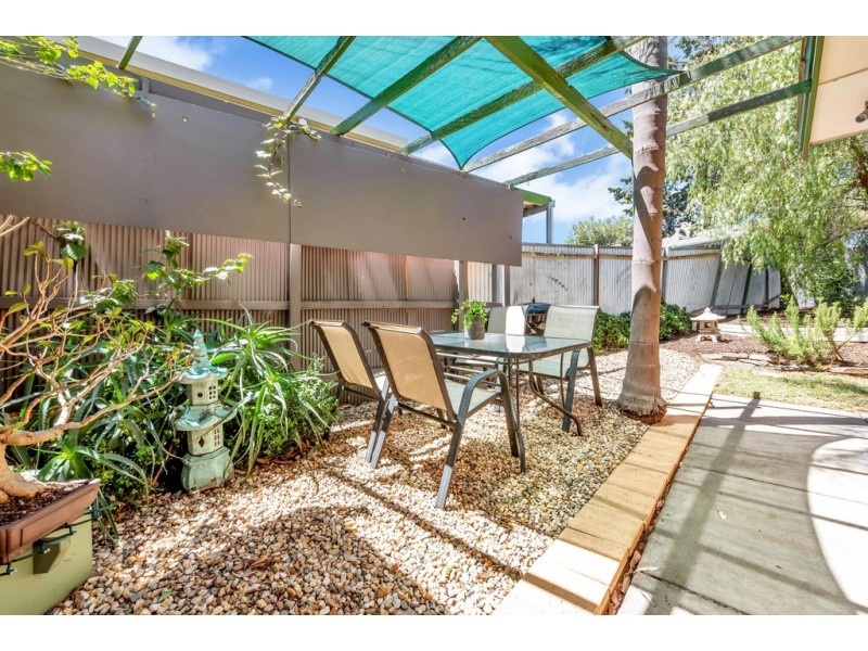 8 Pinchbeck Street, Morphett Vale SA 5162