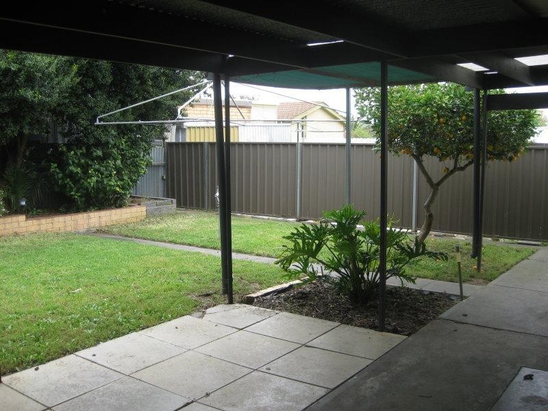 30 Carbenet Drive, Hackham SA 5163