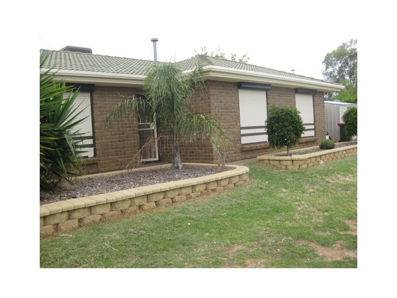 11 Admirality Crescent, Seaford Rise SA 5169