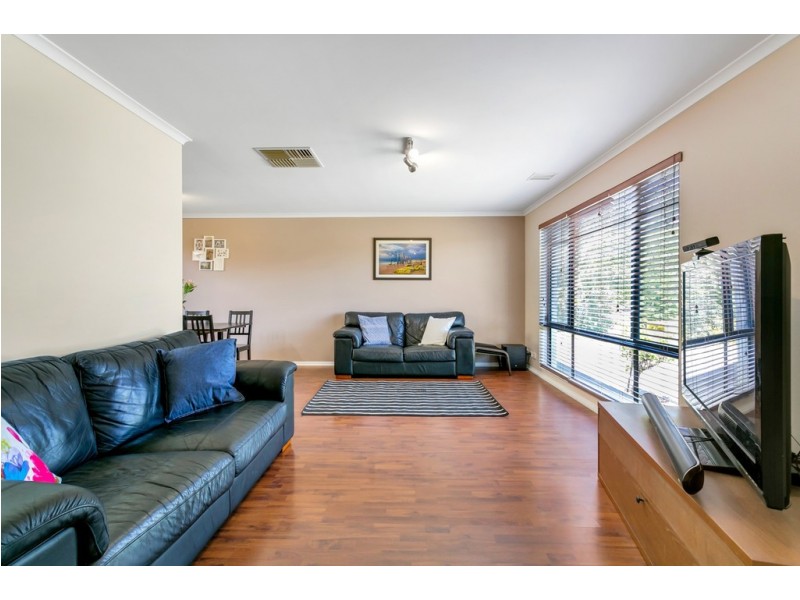 10 ESTATE DRIVE, Flagstaff Hill SA 5159