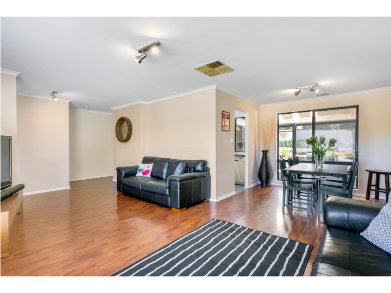 10 ESTATE DRIVE, Flagstaff Hill SA 5159