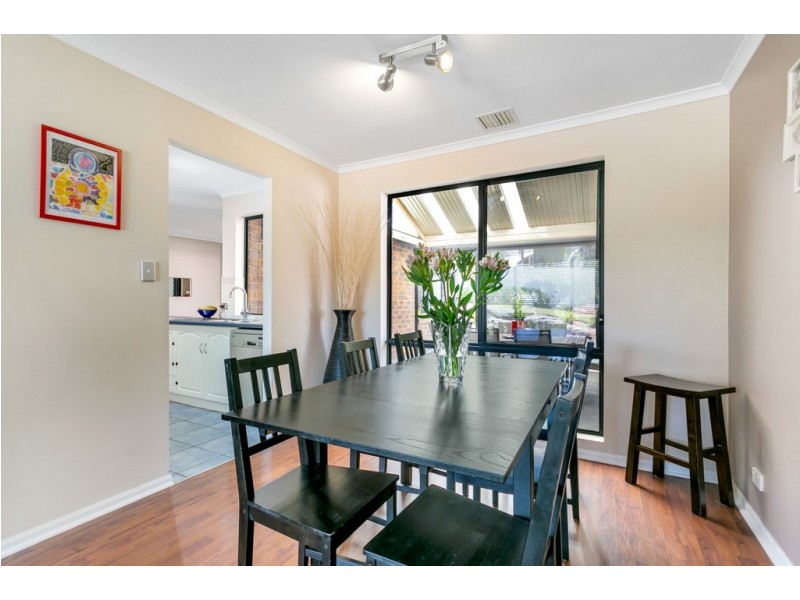 10 ESTATE DRIVE, Flagstaff Hill SA 5159