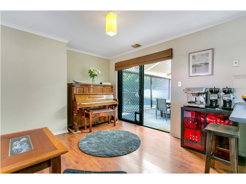 10 ESTATE DRIVE, Flagstaff Hill SA 5159