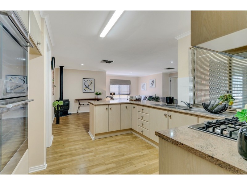 63 Sherebrooke Boulevard, Woodcroft SA 5162