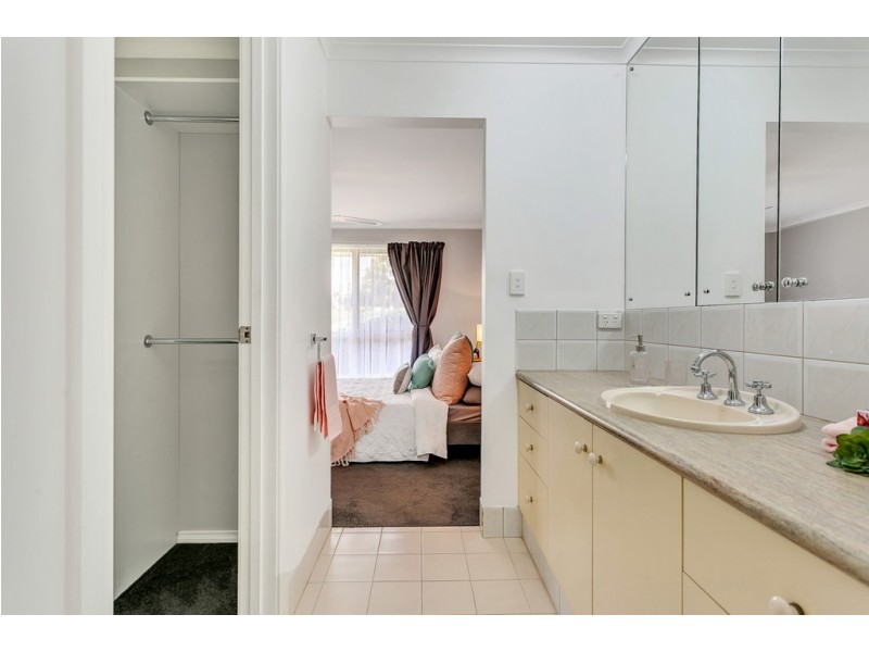 63 Sherebrooke Boulevard, Woodcroft SA 5162