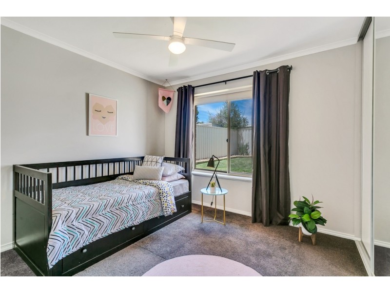 63 Sherebrooke Boulevard, Woodcroft SA 5162