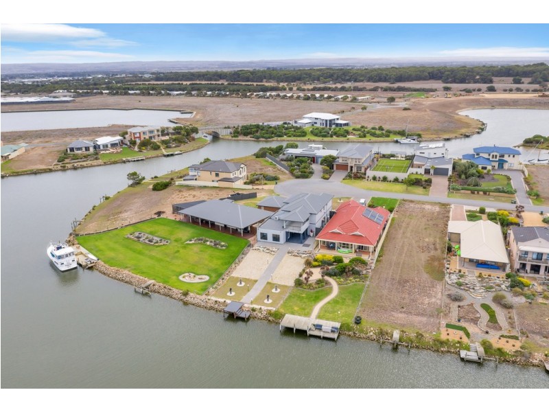 97 Britannia Parade, Hindmarsh Island SA 5214