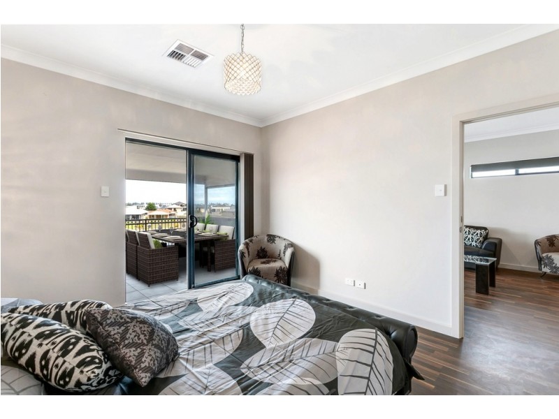 97 Britannia Parade, Hindmarsh Island SA 5214