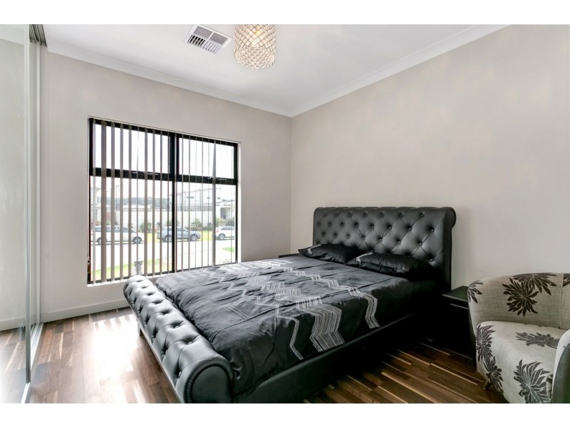 97 Britannia Parade, Hindmarsh Island SA 5214