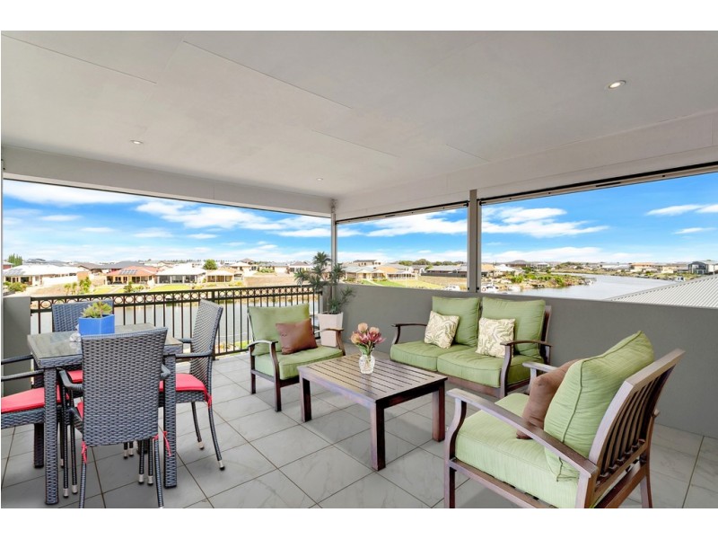97 Britannia Parade, Hindmarsh Island SA 5214