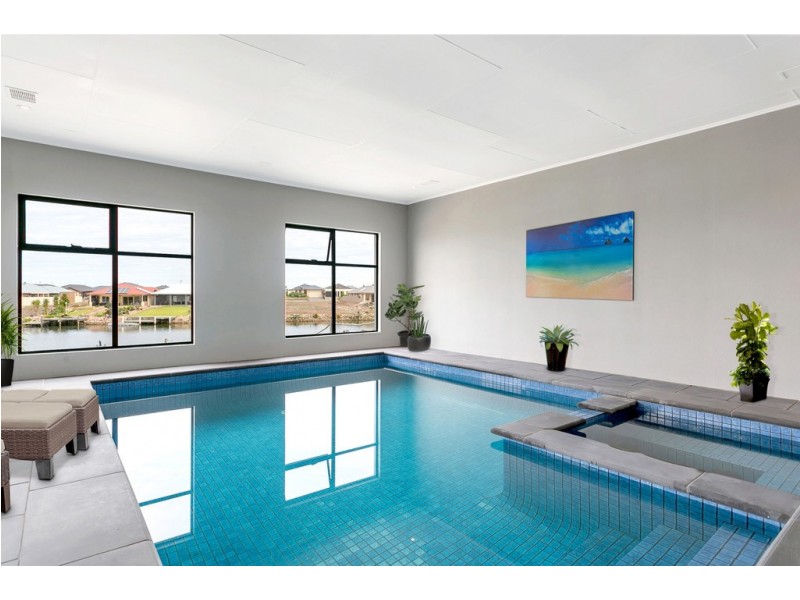 97 Britannia Parade, Hindmarsh Island SA 5214