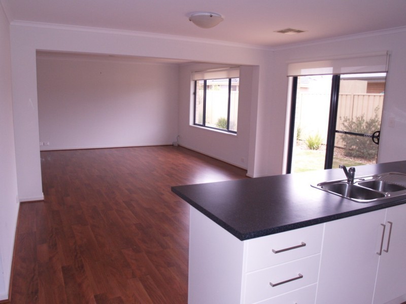 9 Sand Street, Seaford Meadows SA 5169