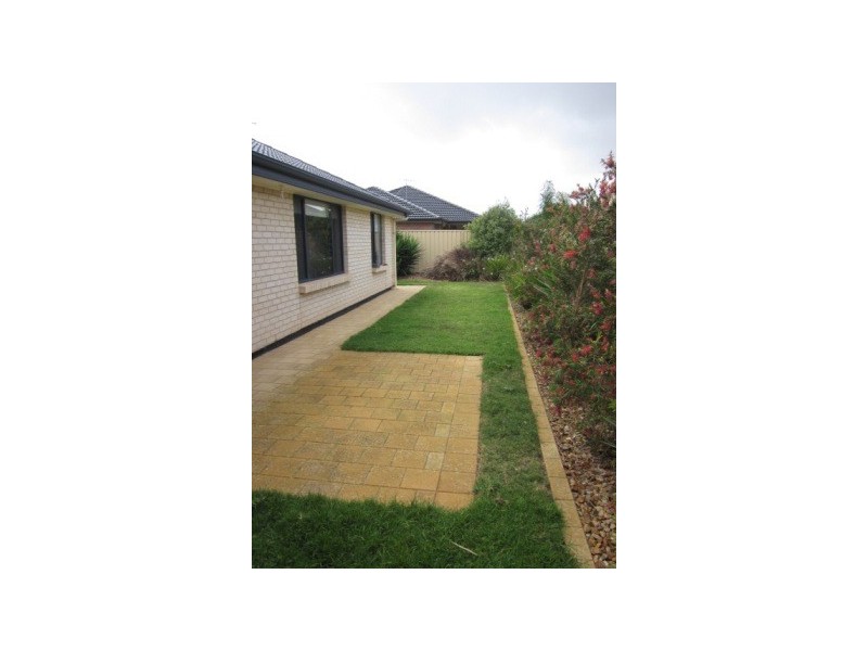 9 Sand Street, Seaford Meadows SA 5169