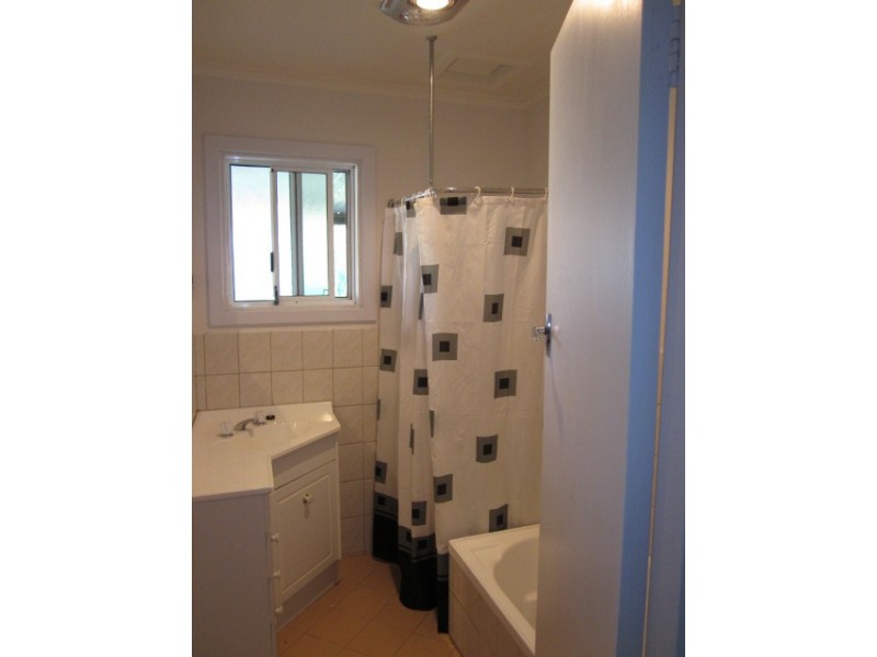 9 Adrian Street, Christie Downs SA 5164