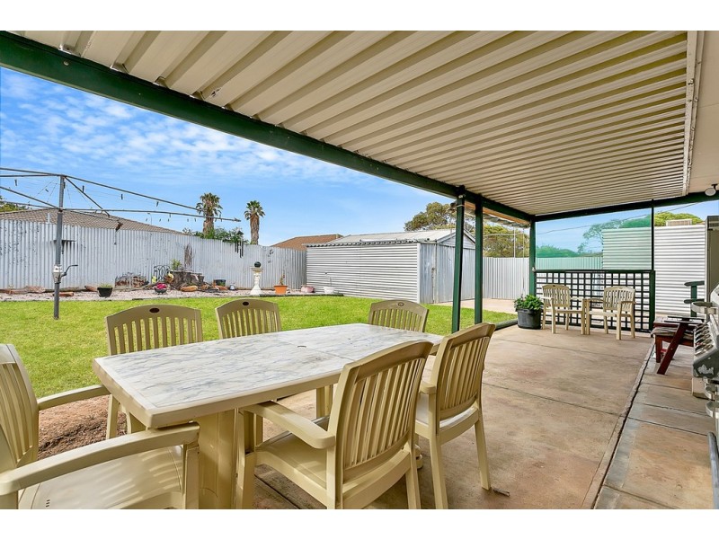 14 TARANAKI CRESCENT, Noarlunga Downs SA 5168