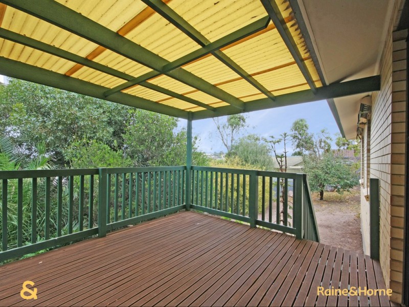 28 MANOORA DRIVE, Hallett Cove SA 5158